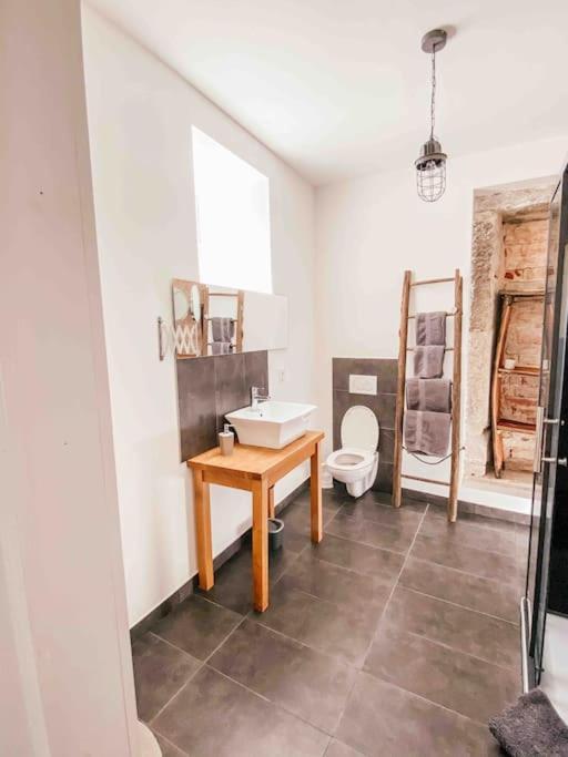 Ferienwohnung In Maison De Gres Klingenmünster エクステリア 写真